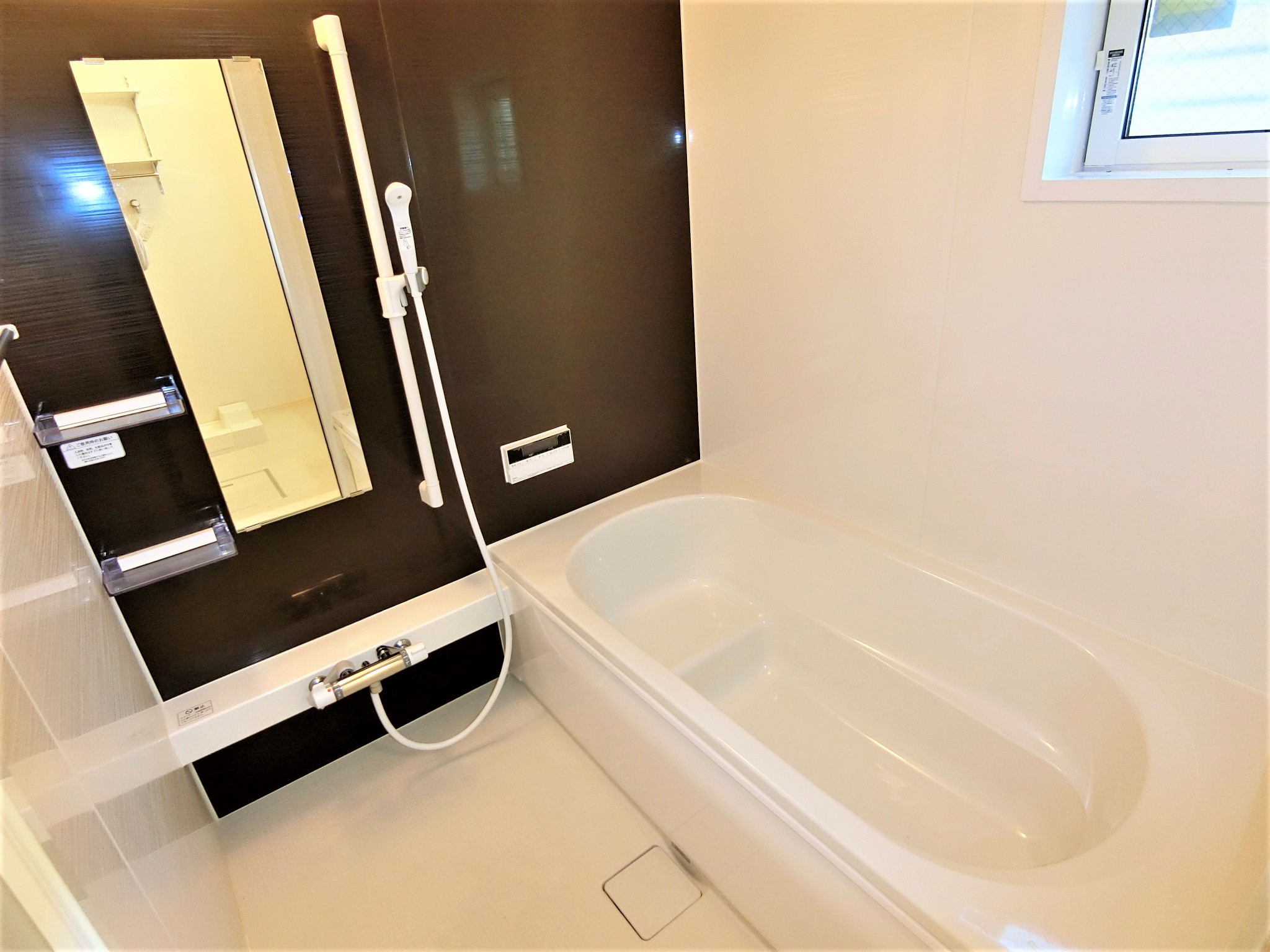 バス・シャワールーム　浴室乾燥機完備☆