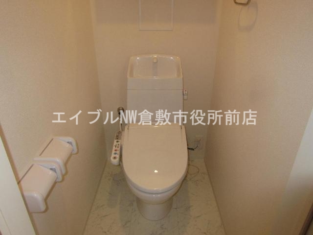 【アシューレのトイレ】