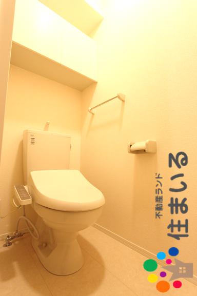 トイレ　※写真は同型タイプとなります