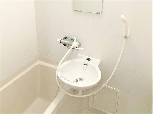 洗面設備　設備・使用は号室により異なる為、現況を優先致します。