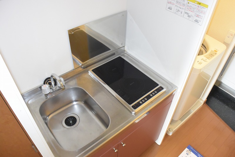 キッチン　ラジエントヒーターで安全に料理できます!