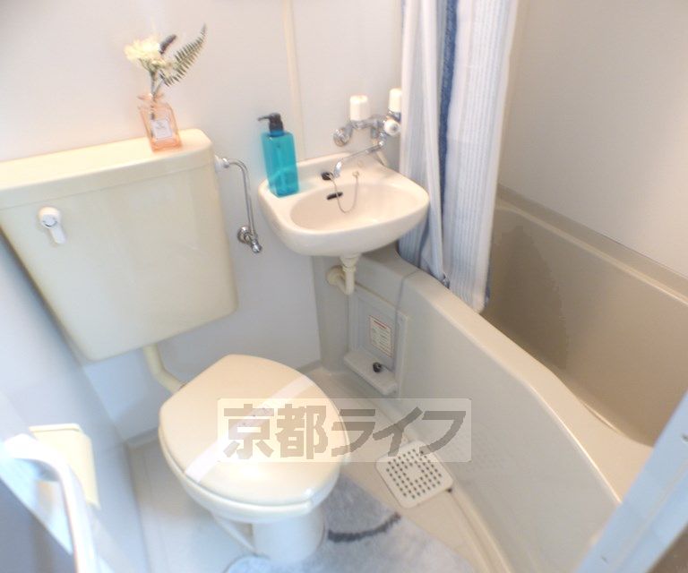 バス・シャワールーム　バスです。