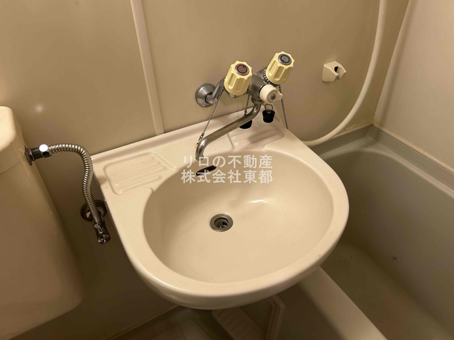 洗面設備　洗面ボウルもついているので、ここで洗顔できますね☆