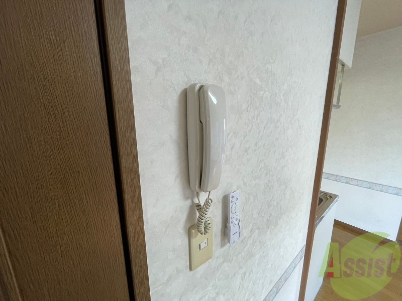 セキュリティ　インターホンは通話ができるので急な訪問があっても安心です。