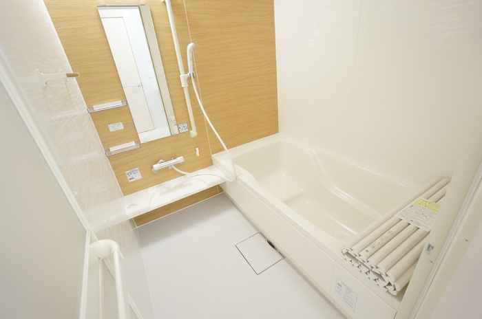 バス・シャワールーム　１坪風呂