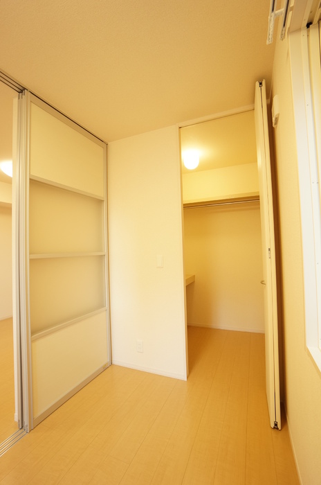 収納　ウォークインクローゼット