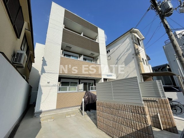 神戸市兵庫区和田宮通のマンションの建物外観