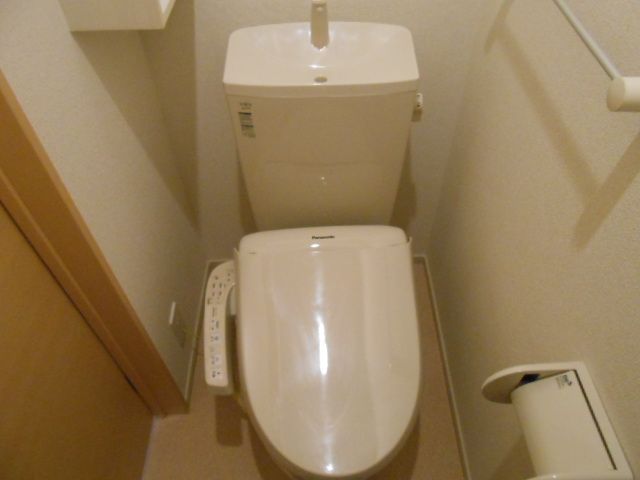 【神栖市下幡木のアパートのトイレ】