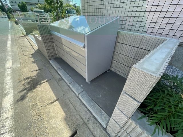 【市川市塩焼のマンションのその他設備】