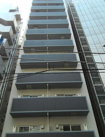 【墨田区江東橋のマンションの建物外観】