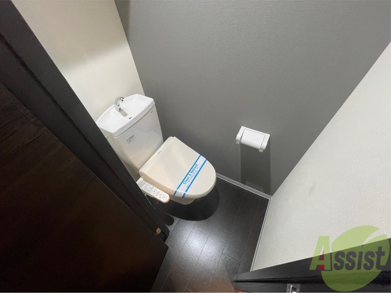 トイレ　トイレです。ウォシュレット付を探している方、おすすめです。
