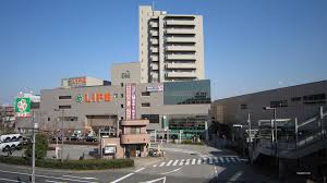 【府中市住吉町のマンションのスーパー】