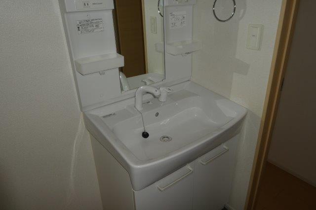 洗面設備　洗髪洗面化粧台