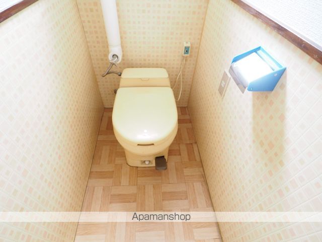 ＪＲ只見線 西若松駅 徒歩17分 2階建 築41年のトイレ写真