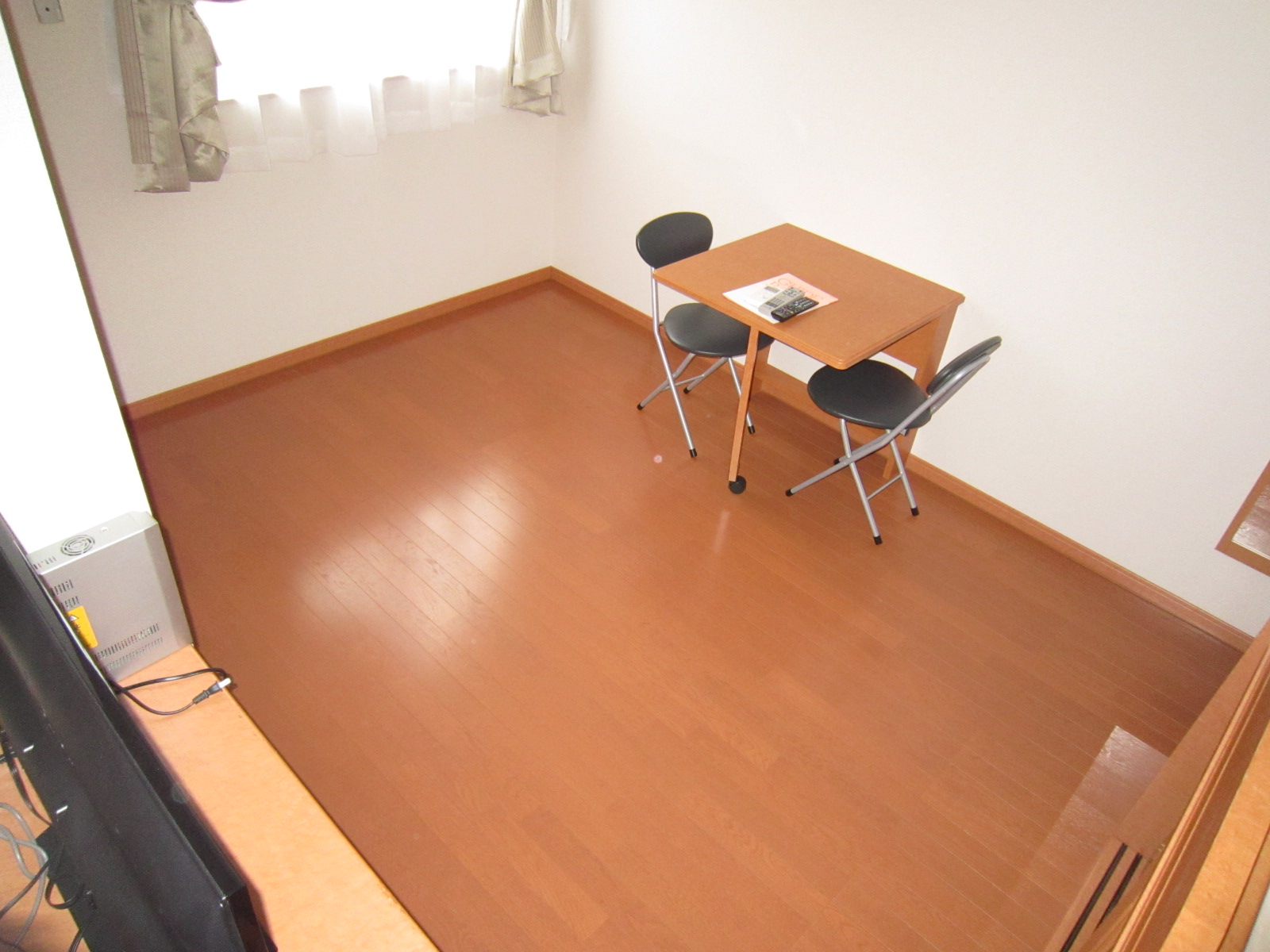 居室・リビング　※同タイプの画像になります。