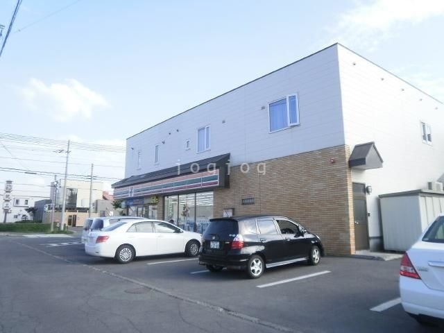 コンビニ　セブンイレブン旭川春光5条店（コンビニ）まで874m