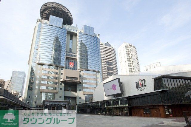 【港区赤坂のマンションのショッピングセンター】