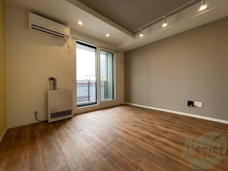 居室・リビング　広くてきれいなリビングです！快適に過ごせそうですね。