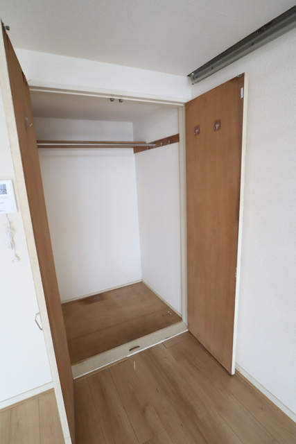 収納　参考写真（同物件別部屋）