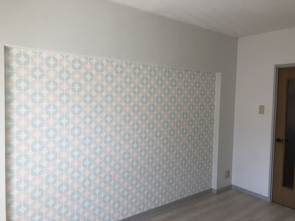 居室・リビング　お洒落なアクセントクロスですよ☆