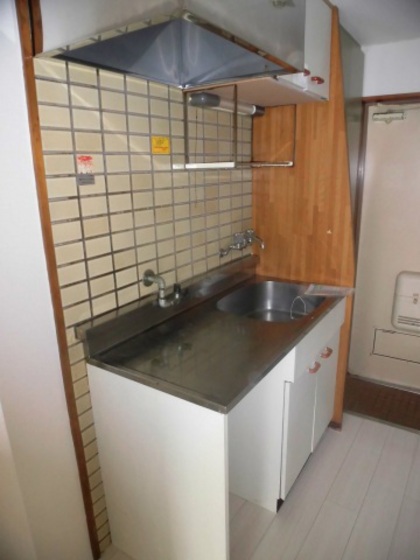 キッチン　※別部屋の写真です