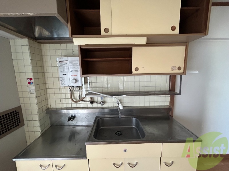 キッチン　こちらはキッチンです。料理するのが楽しみですね。