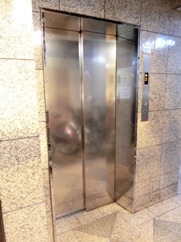 ロビー