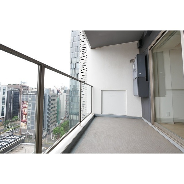 バルコニー　バルコニー