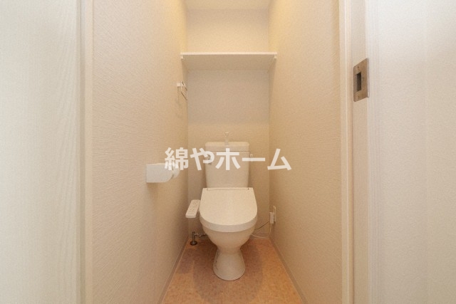 トイレ　落ち着いたトイレです