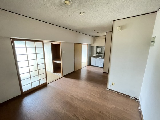 居室・リビング　※別部屋の写真です