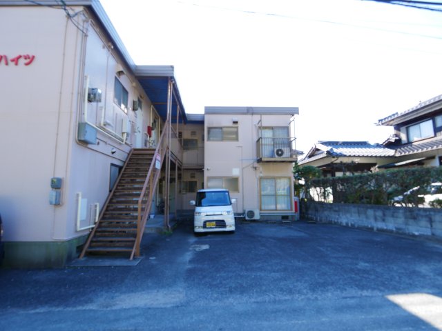 ストークハイツの外観写真