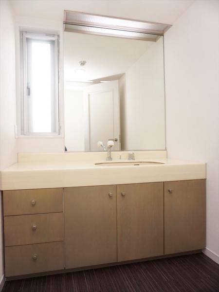 洗面設備　洗面所