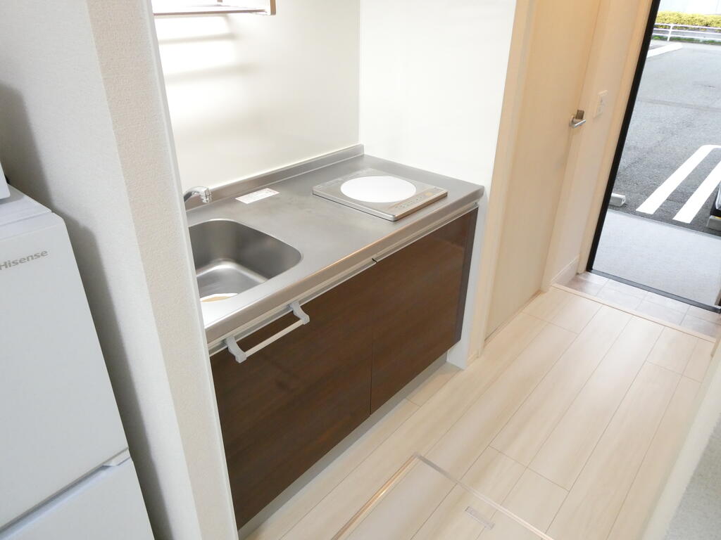 キッチン　※写真・動画・パノラマは同物件別部屋のものです