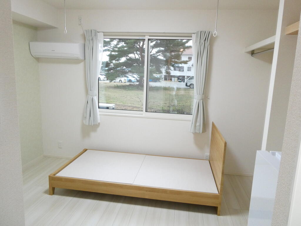 居室・リビング　※写真・動画・パノラマは同物件別部屋のものです