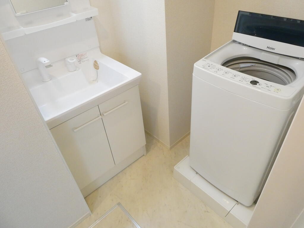 洗面設備　※写真・動画・パノラマは同物件別部屋のものです