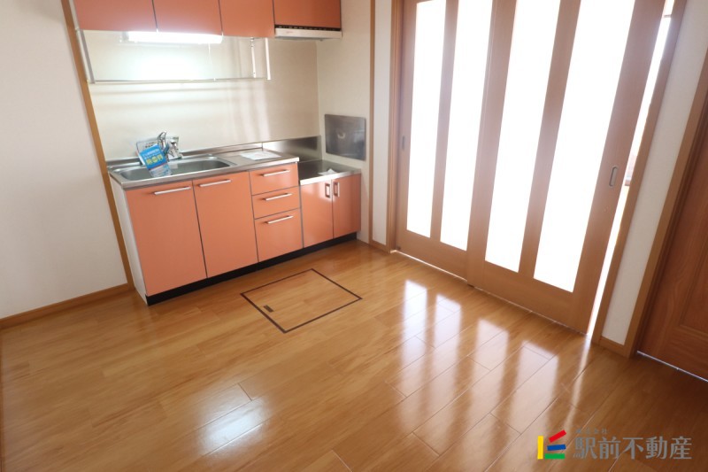 居室・リビング　広々ダイニングキッチン