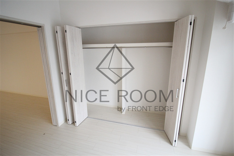 収納　フォーリアライズ本町レクス　収納