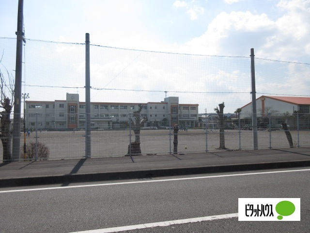 小学校　島田市立島田第五小学校（小学校）まで239m
