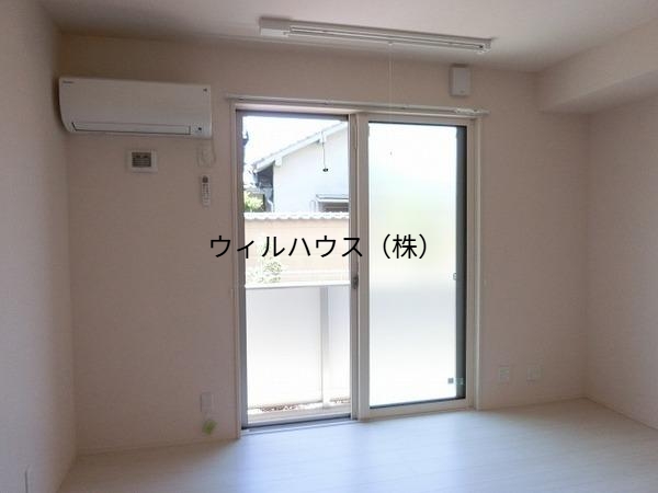 居室・リビング　フローリング！