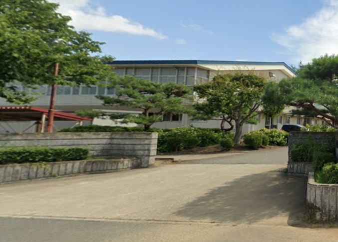 中学校　北上市立上野中学校（中学校）まで1004m