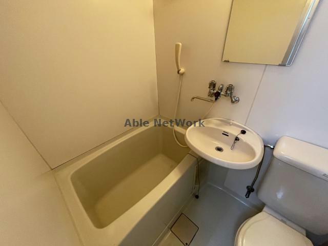 バス・シャワールーム　※別部屋写真参照