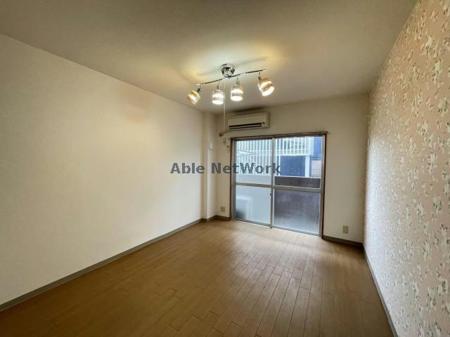 居室・リビング　※別部屋写真参照