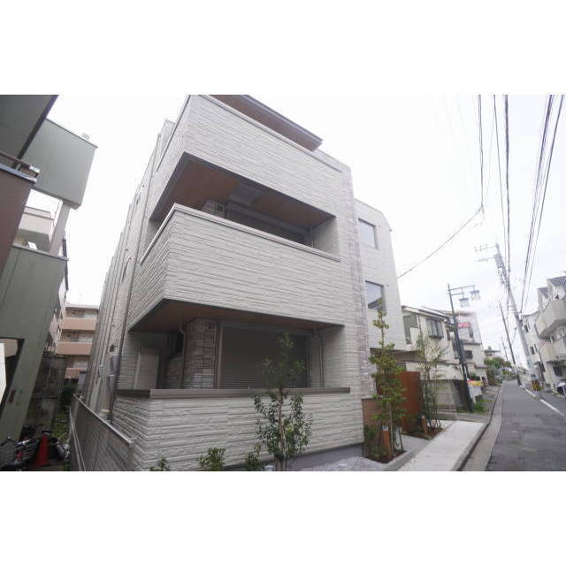 建物外観　高級感あるマンションです。