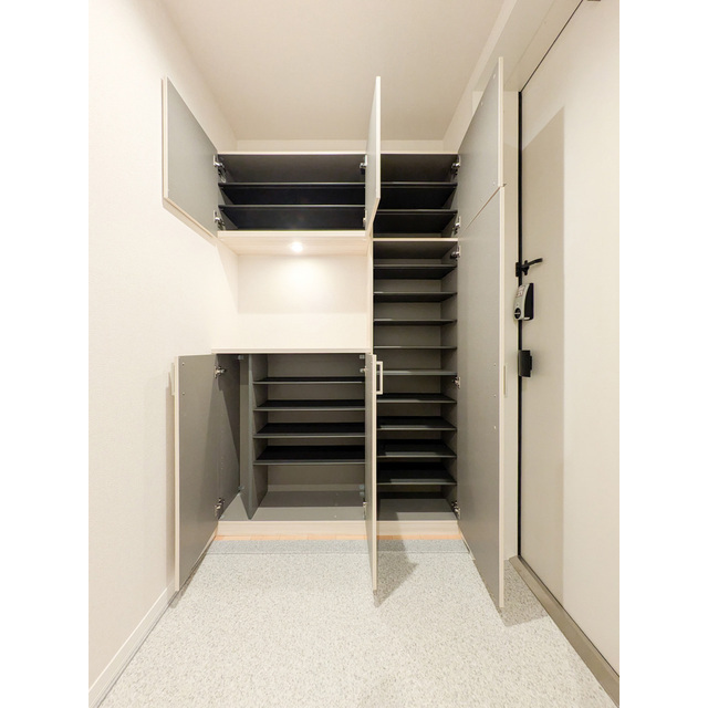 玄関　玄関、シューズＢＯＸ付