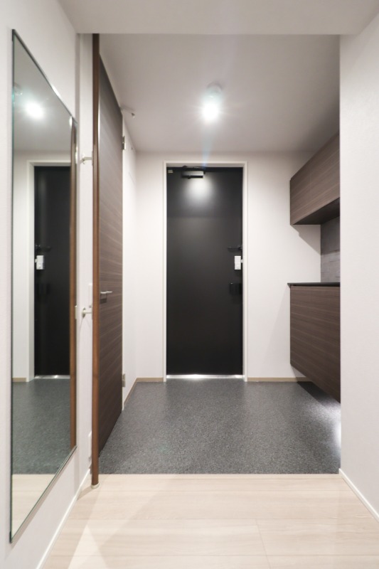 玄関　図面と現状に相違がある場合には現状を優先