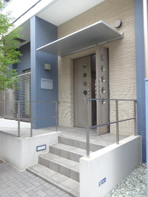 エントランス　エントランス