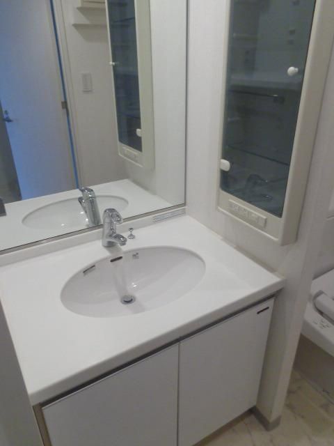 洗面設備　独立洗面台