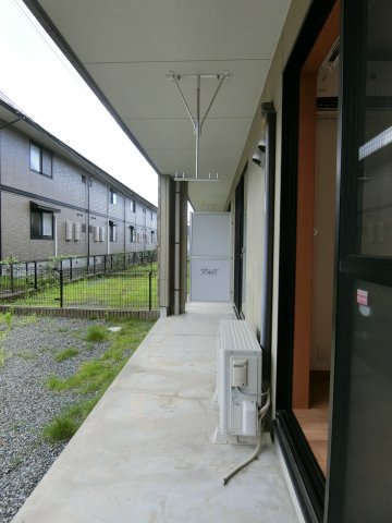 バルコニー　イメージ102号室の写真（反転あり）