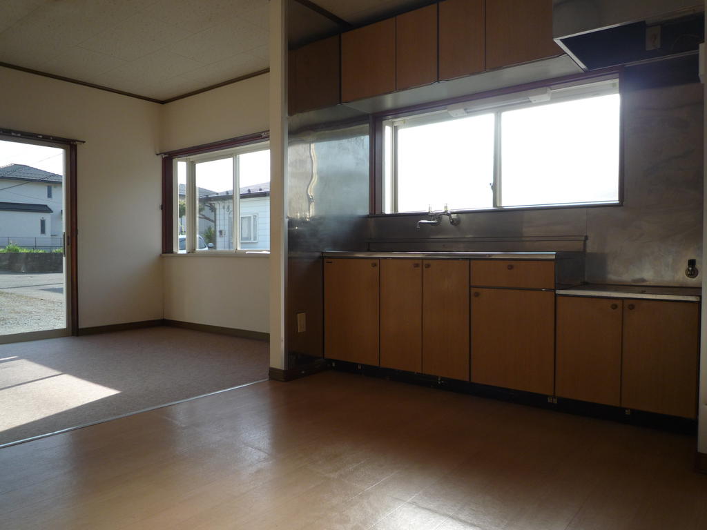 キッチン　明るいキッチンです