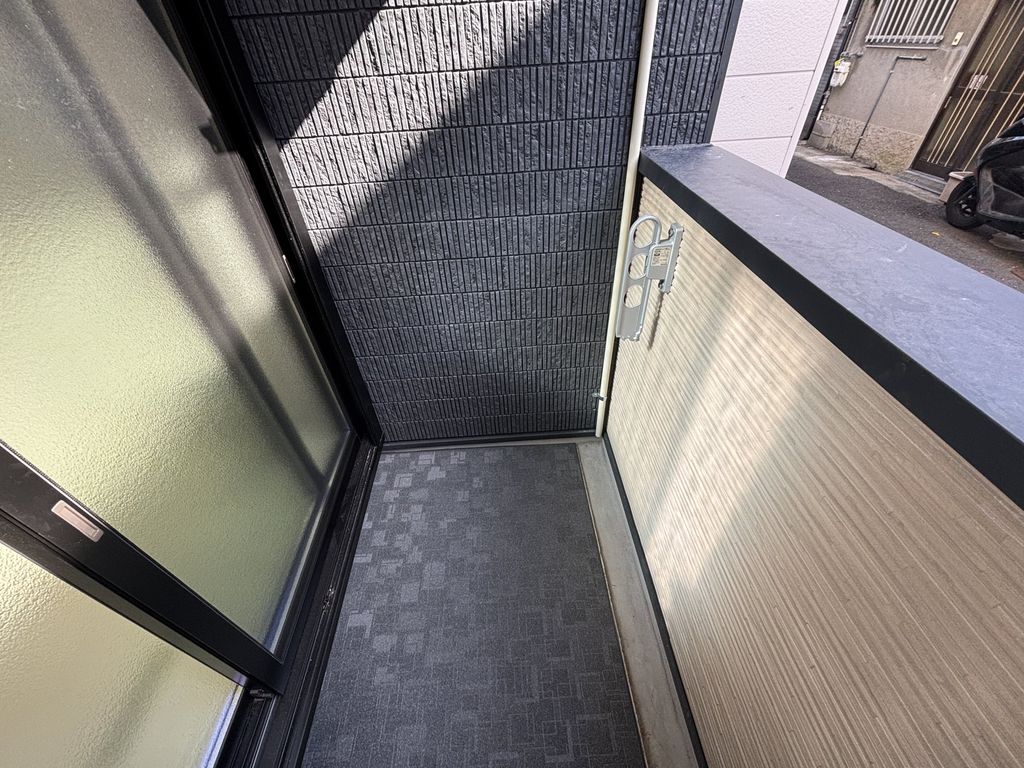 バルコニー　バルコニー